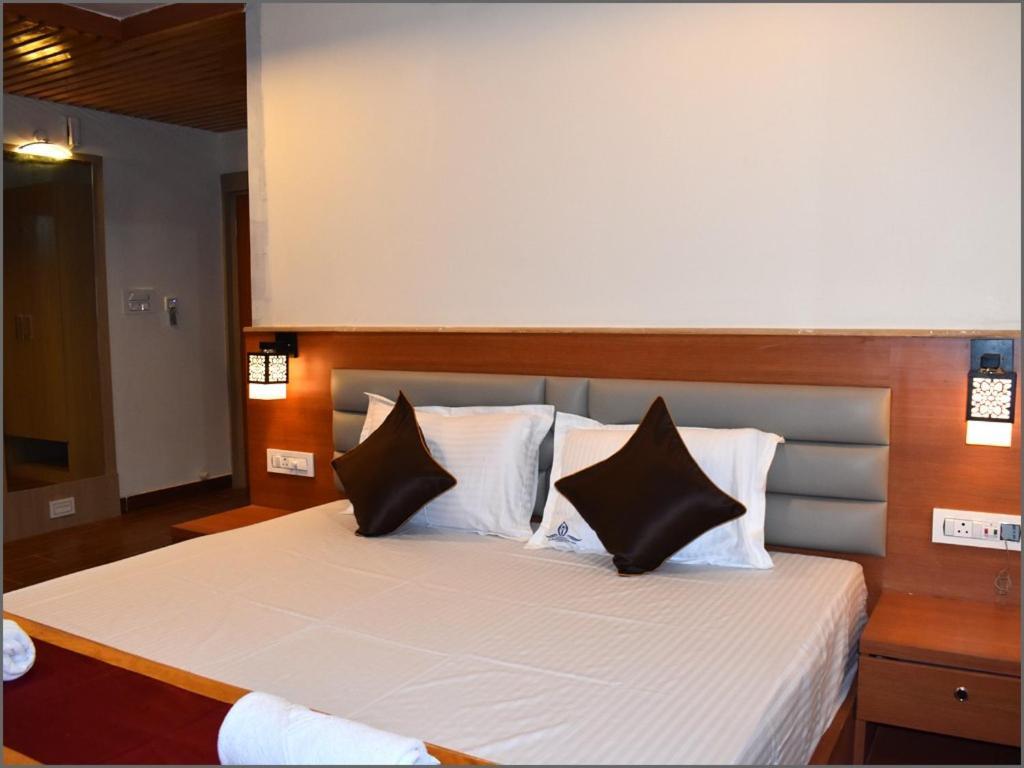 Subarnarekha Inn Jhargram Eksteriør billede